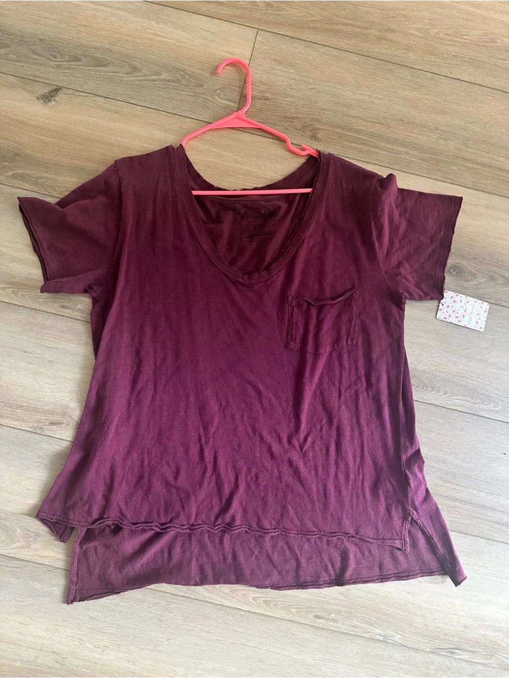 Free People Relaxed V Neck Pocket Tee Burgundy Red Women Size L NWT
